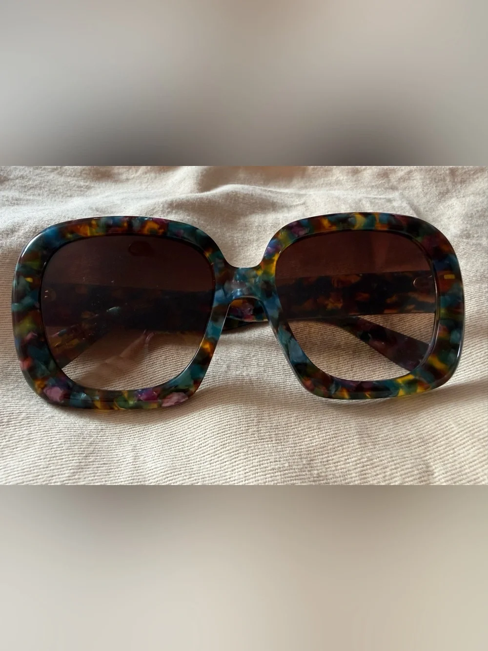 Lele Sadoughi Multicolor Tortoiseshell Oversized Square Sunglasses